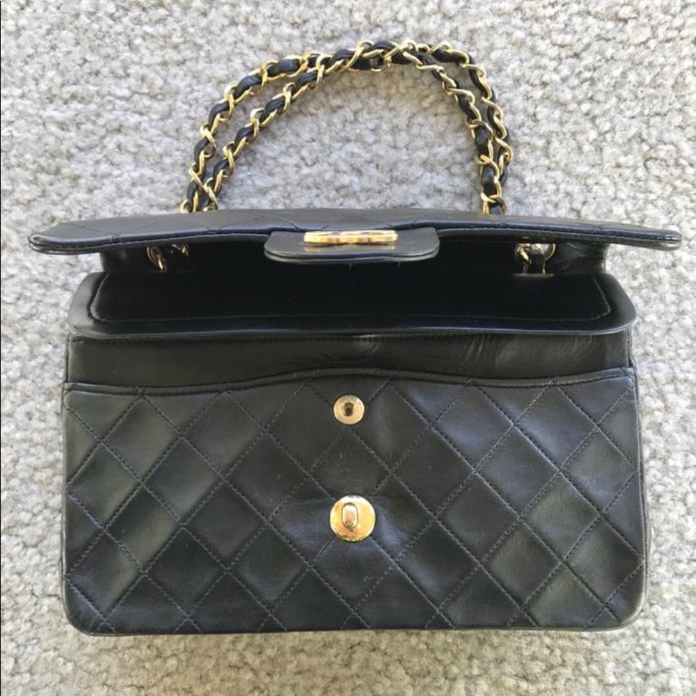Authentic Chanel Lambskin Quilted Flap Bag Black - Picture 7 of 8